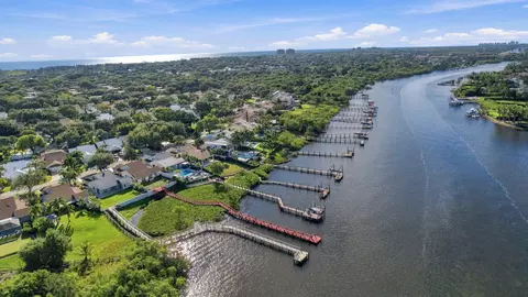 View/Area - 352 River Edge Rd, Jupiter, FL 33477 photo 10 of 22
