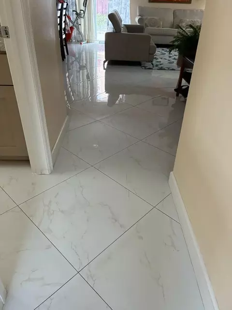 Entry Way - 3305 Apache Ln, Margate, FL 33063 photo 6 of 6