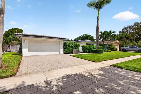 2141 NE 62nd Ct, Fort Lauderdale, FL 33308