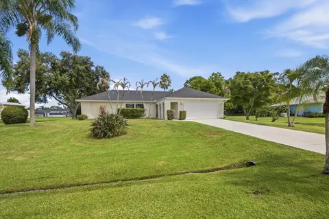 2938 SE Dalhart Rd, Port Saint Lucie, FL 34952