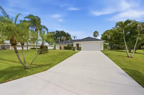 2938 SE Dalhart Rd, Port Saint Lucie, FL 34952