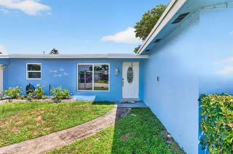 2521 Myrica Rd, West Palm Beach, FL 33406