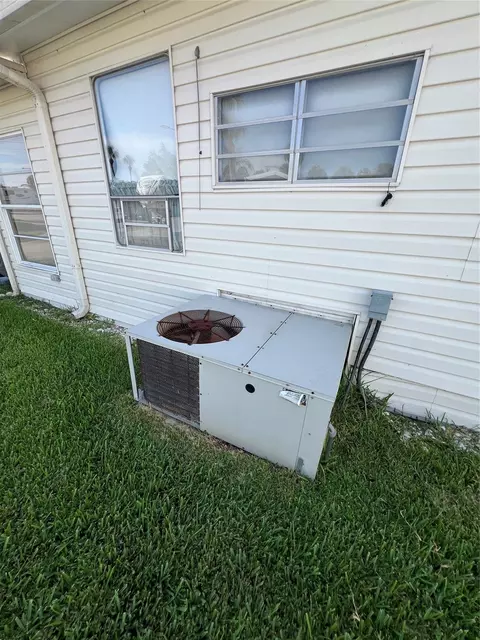 Exterior - 6695 SE 56th St, Okeechobee, FL 34974 photo 3 of 5