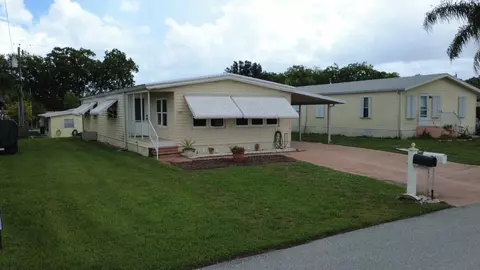 7337 SE Swan Ave, Hobe Sound, FL 33455