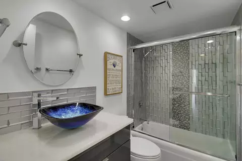 Bath - 325 S Beach Rd #210, Tequesta, FL 33469 photo 3 of 3