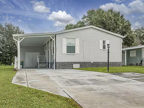 1214 Iriquois Dr, Barefoot Bay, FL 32976