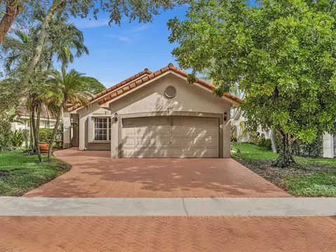 12535 SW 7th Pl, Davie, FL 33325