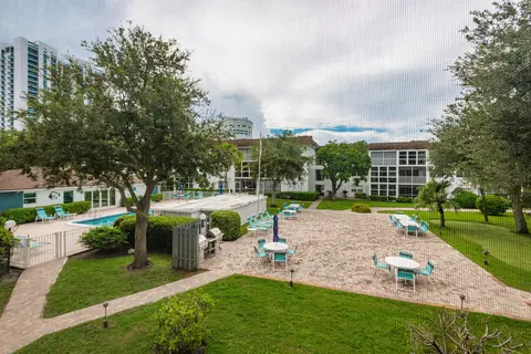 1501 S Ocean Blvd #208, Pompano Beach, FL 33062