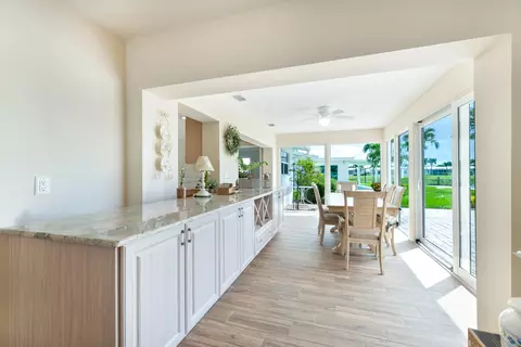 118 SW 15th Ct, Boynton Beach, FL 33426