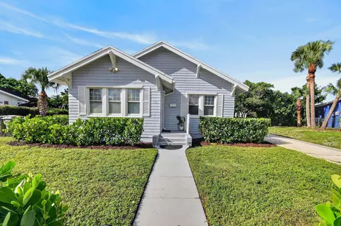 415 Greenbriar Dr, West Palm Beach, FL 33403