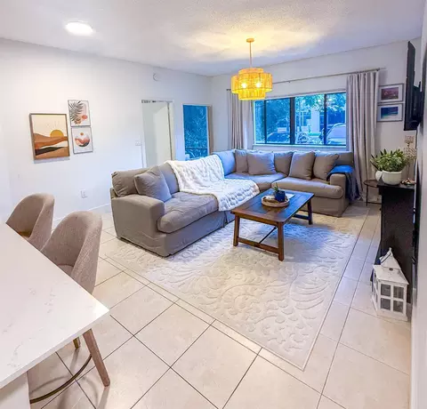 2445 SW 18th Ter #504, Fort Lauderdale, FL 33315