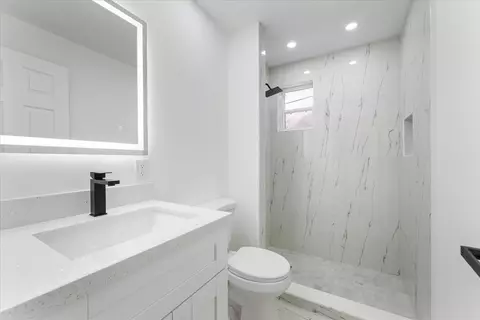 Bath - 1891 Ridge Rd, Juno Beach, FL 33408 photo 1 of 3