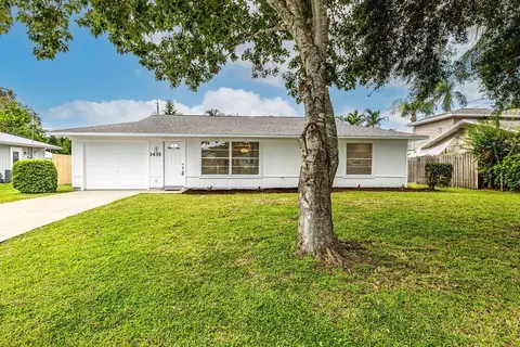 1435 30th Ave, Vero Beach, FL 32960