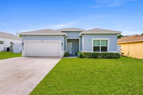 902 NW 9th Ave, Boynton Beach, FL 33426