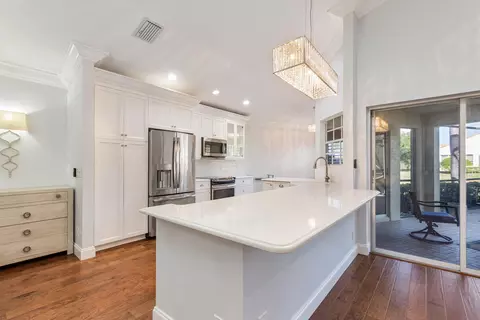 Kitchen - 16440 Riverwind Dr, Jupiter, FL 33477 photo 4 of 4
