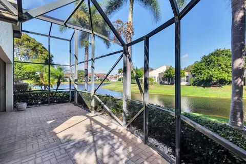 Exterior - 16440 Riverwind Dr, Jupiter, FL 33477 photo 4 of 5
