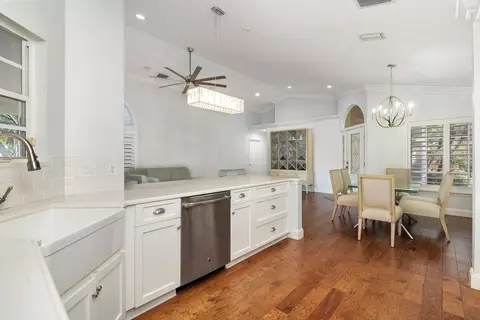 Kitchen - 16440 Riverwind Dr, Jupiter, FL 33477 photo 2 of 4