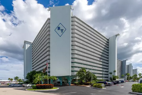 1900 S Ocean Dr #309, Fort Lauderdale, FL 33316
