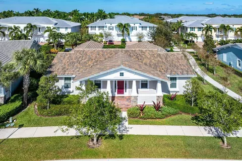 View/Area - 1131 N Prescott Dr, Jupiter, FL 33458 photo 4 of 14