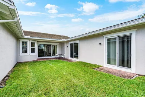 Exterior - 1131 N Prescott Dr, Jupiter, FL 33458 photo 11 of 21