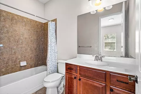 Bath - 1131 N Prescott Dr, Jupiter, FL 33458 photo 3 of 4
