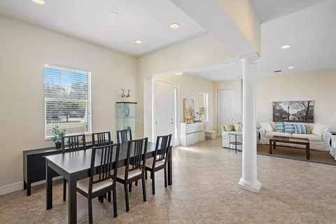 Dining - 1131 N Prescott Dr, Jupiter, FL 33458 photo 2 of 3