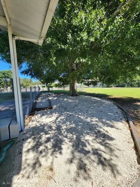 1122 Trout St, Okeechobee, FL 34974 photo 17