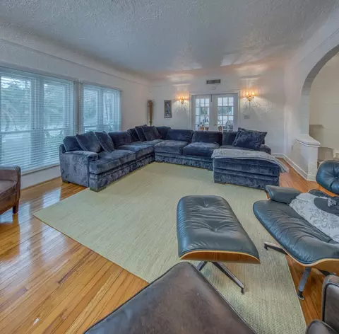 411 S Federal Hwy, Lake Worth Beach, FL 33460