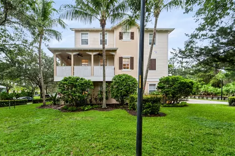 Exterior - 297 E Bay Cedar Cir, Jupiter, FL 33458 photo 14 of 28
