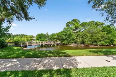 View/Area - 297 E Bay Cedar Cir, Jupiter, FL 33458 photo 3 of 4