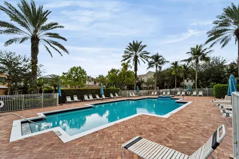 Exterior - 297 E Bay Cedar Cir, Jupiter, FL 33458 photo 18 of 28