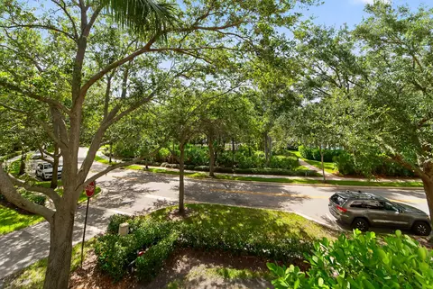 Exterior - 297 E Bay Cedar Cir, Jupiter, FL 33458 photo 8 of 28