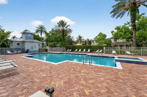 Exterior - 297 E Bay Cedar Cir, Jupiter, FL 33458 photo 20 of 28