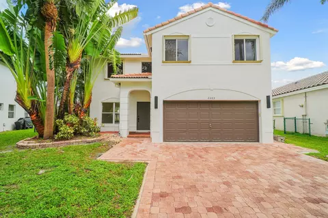 2203 SW 134th Ave, Miramar, FL 33027