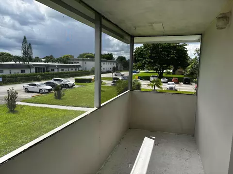 363 Sheffield O, West Palm Beach, FL 33417