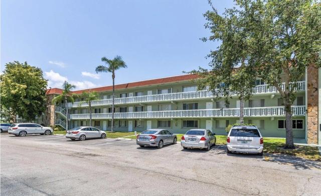 3100 Springdale Blvd #307, Palm Springs, FL 33461