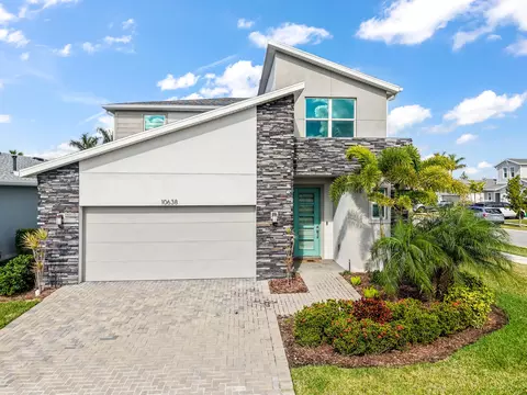10638 Hensley St, Port Saint Lucie, FL 34987