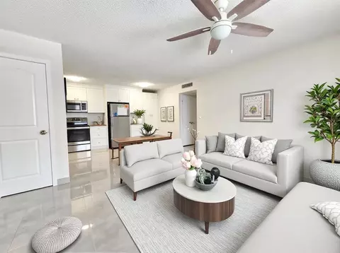 651 Lyons Rd #10107, Coconut Creek, FL 33063