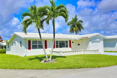 1015 SW 16th St, Boynton Beach, FL 33426