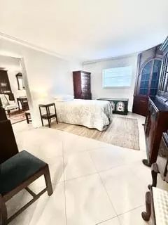 3940 NW 42nd Ave #320, Lauderdale Lakes, FL 33319
