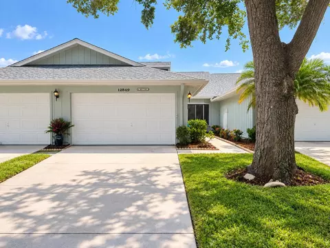 12849 SE Berwick Ct, Hobe Sound, FL 33455