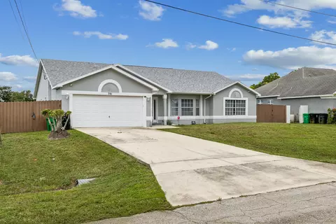 791 SW Hillsboro Cir, Port Saint Lucie, FL 34953