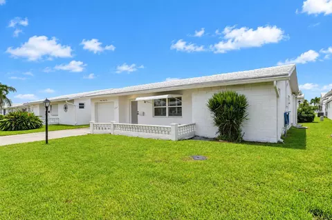 1304 SW 23rd St, Boynton Beach, FL 33426