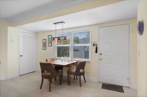 Dining - 3290 SE Aster Ln #D158, Stuart, FL 34994 photo 1 of 2