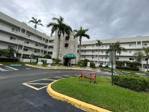 7775 Southampton Ter #312, Tamarac, FL 33321