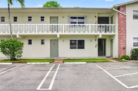 658 NE 6th Ct E #E, Boynton Beach, FL 33435