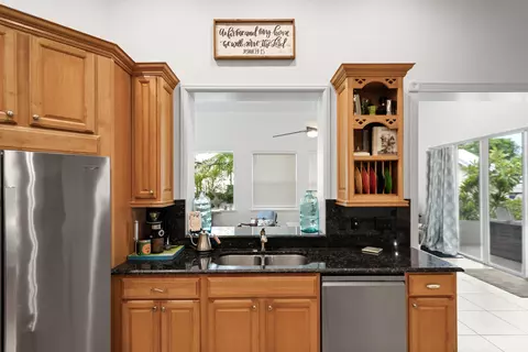 Kitchen - 5637 SE Major Way, Stuart, FL 34997 photo 6 of 6