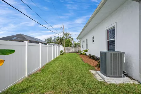 Exterior - 5637 SE Major Way, Stuart, FL 34997 photo 11 of 12
