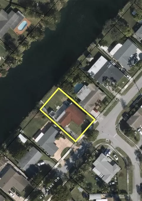 19762 Bel Aire Dr, Cutler Bay, FL 33157