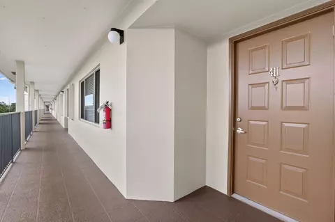 800 SW 142nd Ave #411N, Pembroke Pines, FL 33027